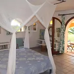Villa Sycorax, Waterfront With Private Jetty And Buoy Porto Rafael