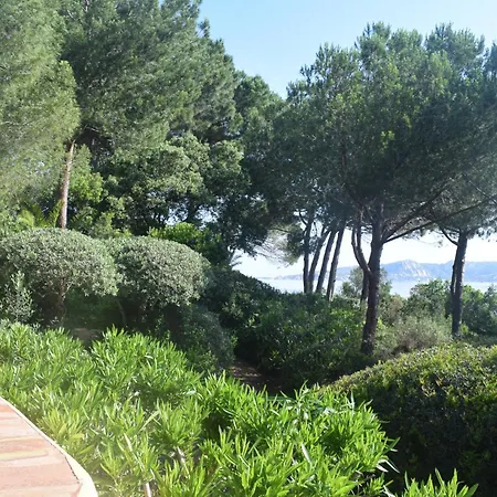 Sycorax, Waterfront With Private Jetty And Buoy Villa *