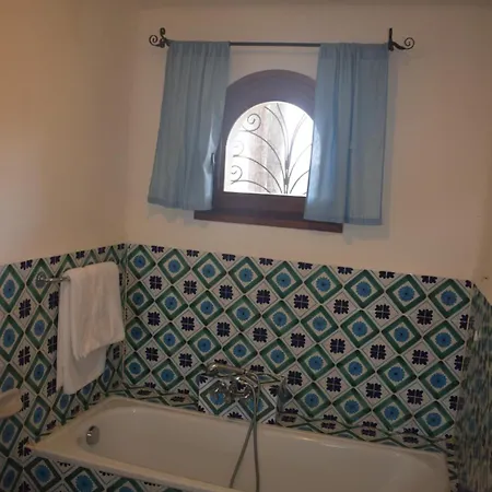 Villa Sycorax, Waterfront With Private Jetty And Buoy