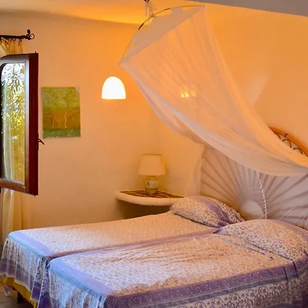 Villa Sycorax, Waterfront With Private Jetty And Buoy *